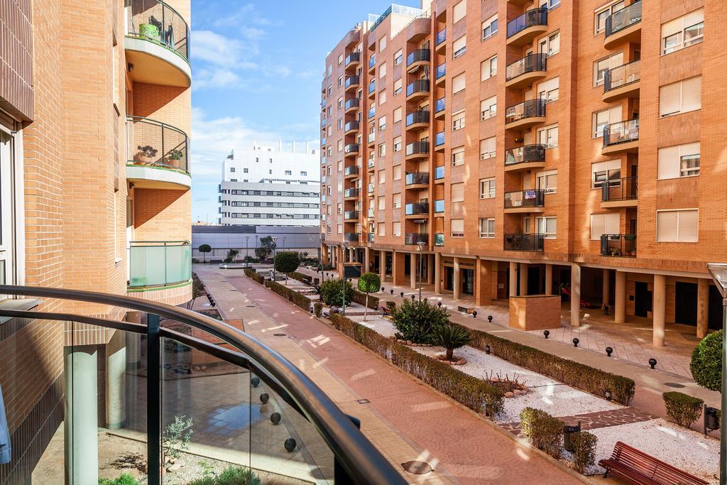 Valencia Flat Rental Swim And Paddle Δωμάτιο φωτογραφία